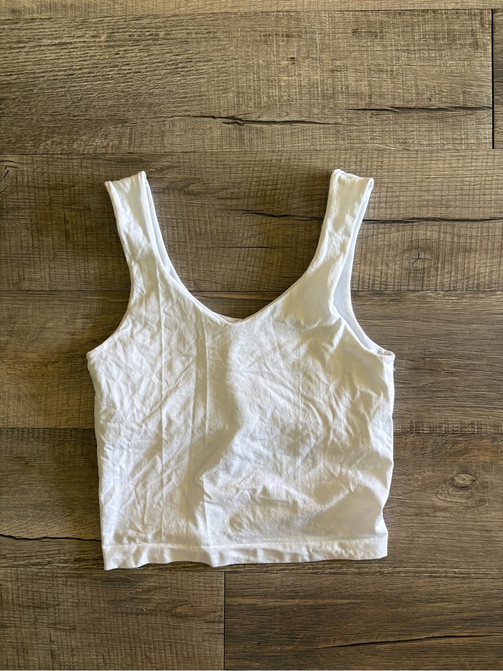 eye candy White Scoop Neck Crop Tank